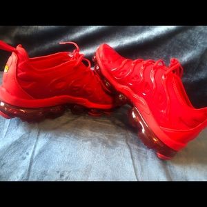 Men’s Nike Vapor Max Size 9